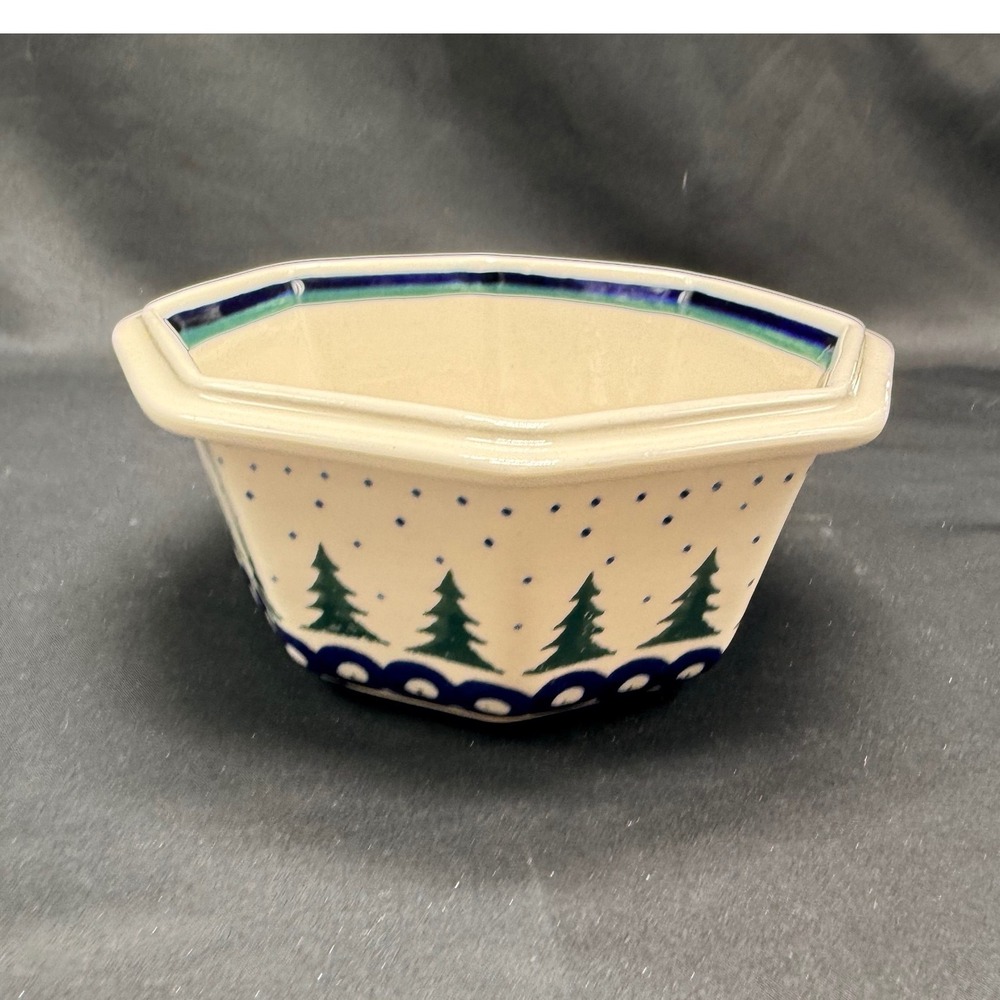 Boleslawiec Polish Pottery Octagonal Bowl Christmas Tree Hand Made in Poland